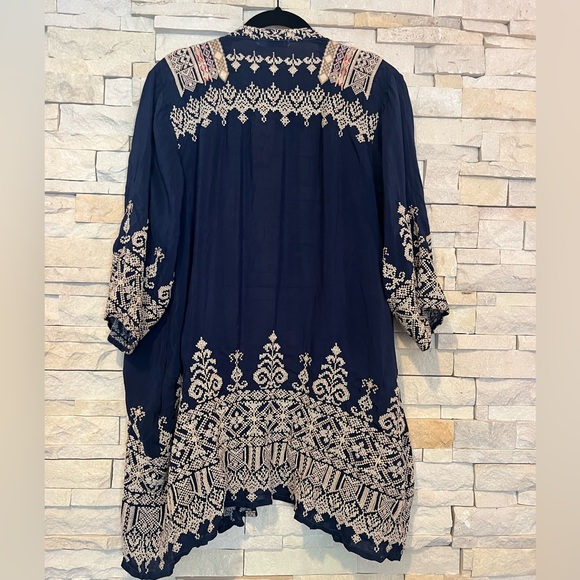 Johnny Was EUC Helena Kimono, Floral Embroidered size Medium - Picture 4 of 13